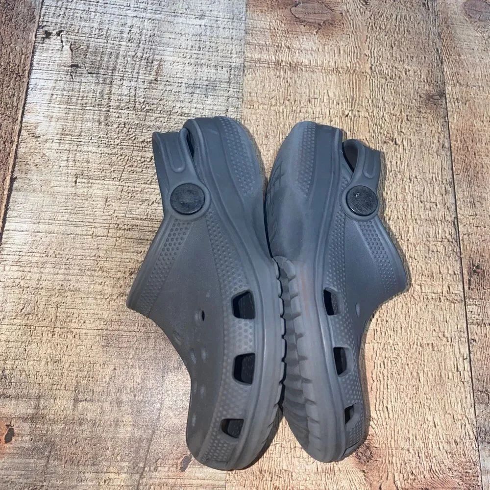 Gray crocs size C10 - Picture 8 of 8
